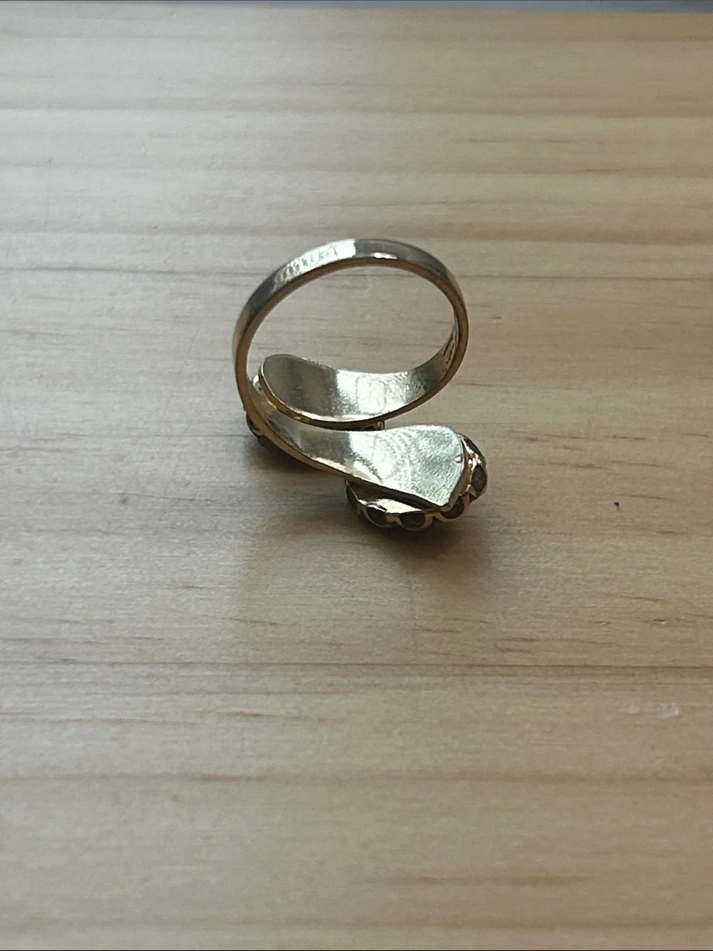 Vintage Goldtone ring with Purple Stones